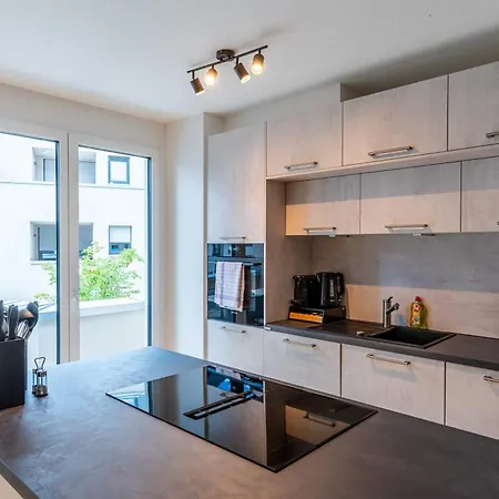 Casavia Bb01 Mit Parkplatz Bis Zu 7 Personen, Zentral Apartament *